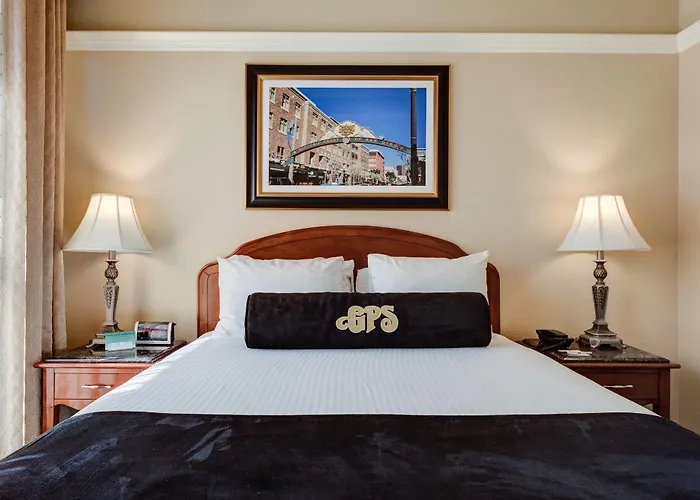 One-Bedroom King Suite